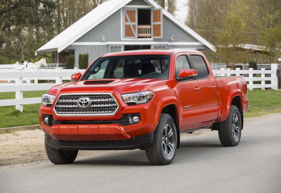  Toyota Tacoma TRD Sport Double Cab 2015 года  (NA) (фото 8 из 40)